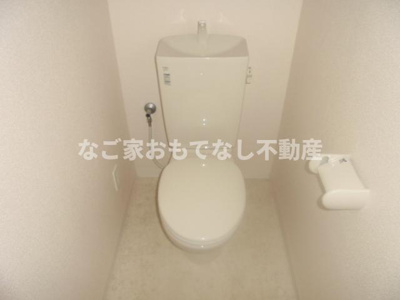 【トイレ】 | アヴニール・シエル | ※写真は別号室です