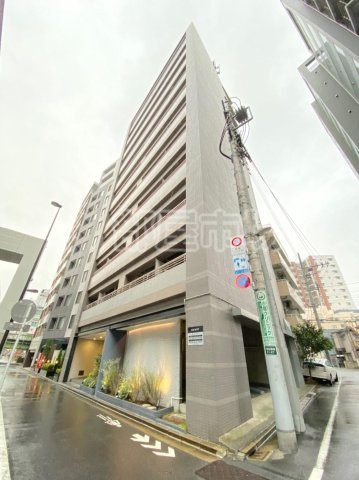 アブレスト西日暮里の外観
