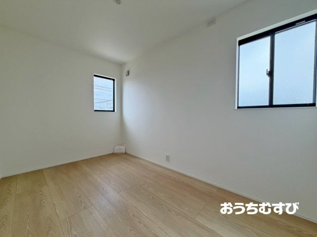 春日井市高山町6期(全3棟)の洋室