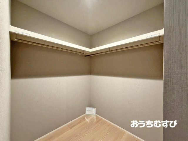 春日井市高山町6期(全3棟)の収納