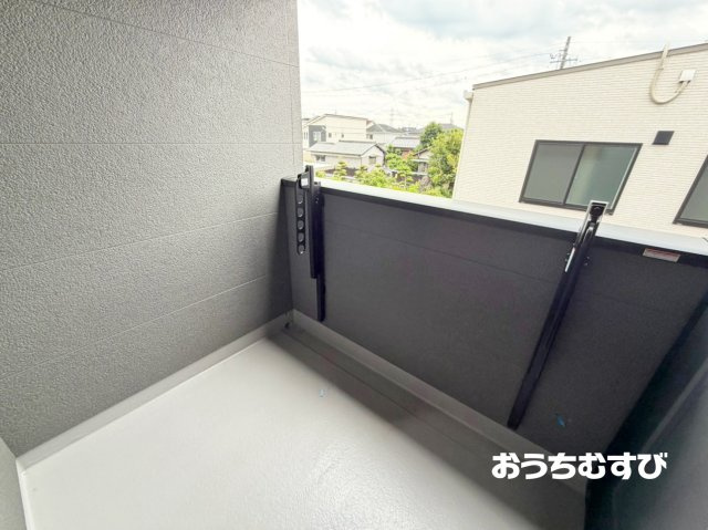 春日井市高山町6期(全3棟)のバルコニー