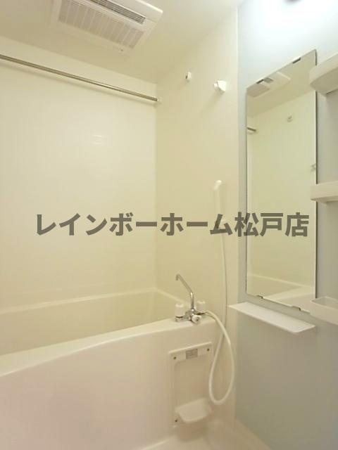 【仲介手数料：50％OFF】対象物件！の浴室