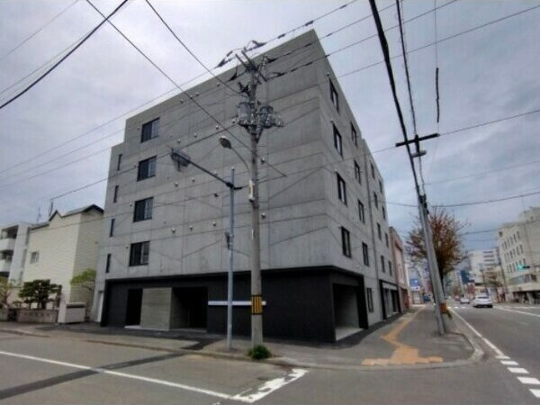 トラストコート北九条の画像