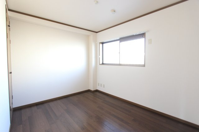 シャトル古城の内装|参考写真です。現況優先。
