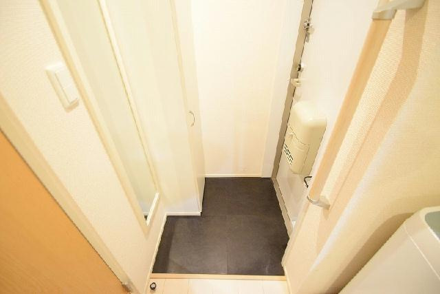 【玄関】 | 仕様・設備は現況と異なる場合…