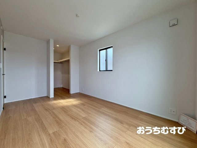 春日井市高山町6期(全3棟)の洋室