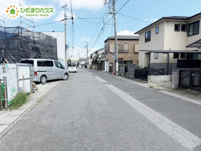 野田市中野台01期　新築戸建　1号棟の前面道路含む現地写真|接道：北東側約3.6ｍ市道