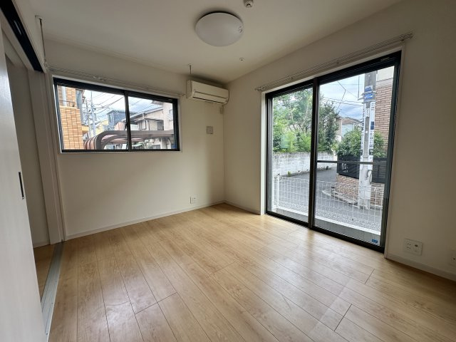 フェリーチェ阿佐ヶ谷の居間・リビング|ゆったりとしたリビングです
