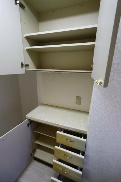 パルティール赤坂の収納