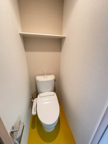 福岡市博多区中呉服町の賃貸マンションのトイレ