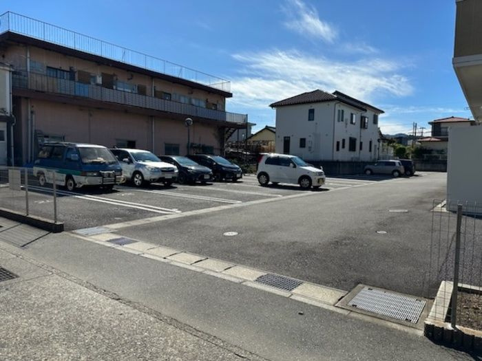 ドルチェ伊豆長岡の駐車場