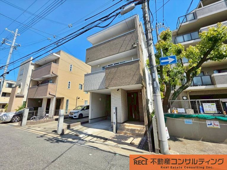 神戸市東灘区魚崎南町3丁目　中古戸建のエントランス