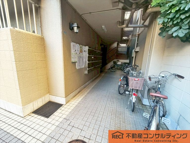 甲南メゾン本山の駐車場