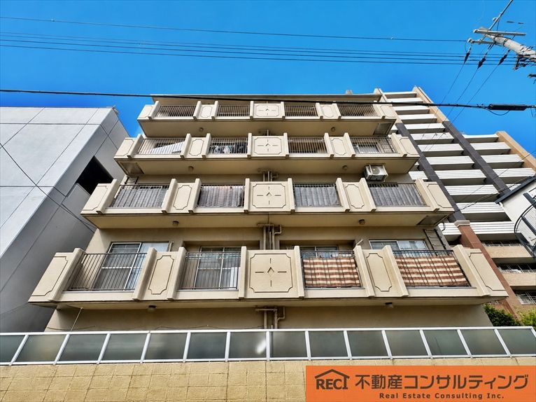 甲南メゾン本山の外観