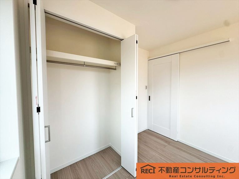 西宮市南甲子園2丁目　新築戸建の収納