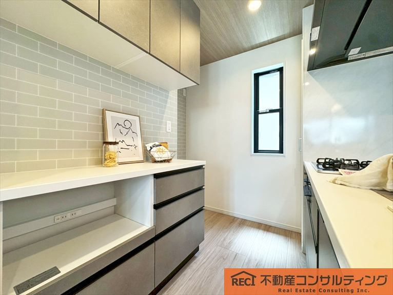 西宮市南甲子園2丁目　新築戸建のキッチン