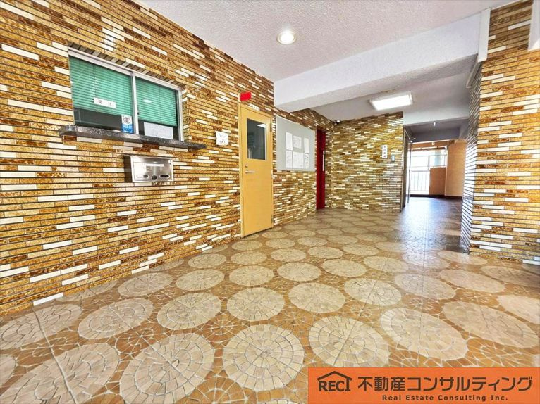 スターハイツ住吉川のエントランス