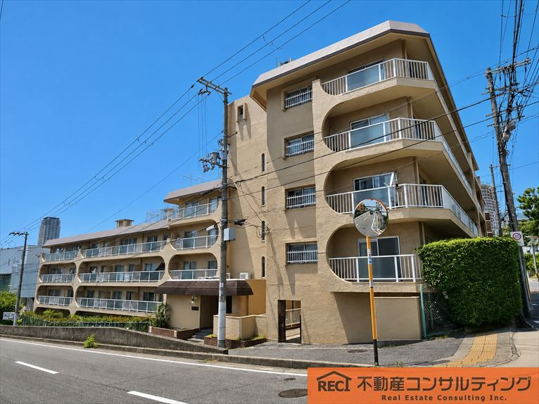 スターハイツ住吉川の外観
