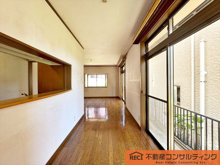 神戸市東灘区西岡本6丁目　中古戸建の内装