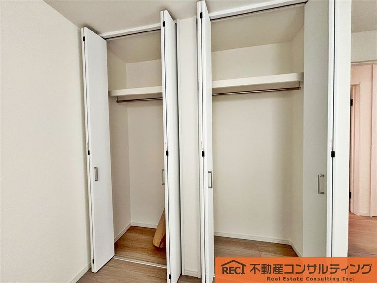 西宮市今津久寿川町　新築戸建の収納