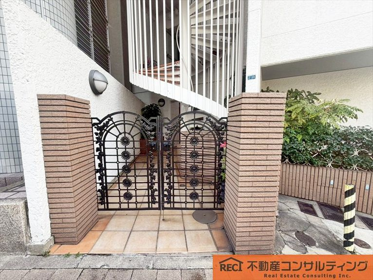 新神戸サンクレバーのエントランス
