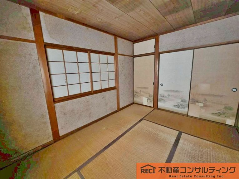 西宮市甲子園町　中古戸建の寝室