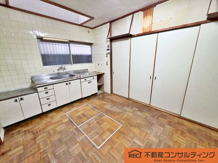 西宮市甲子園町　中古戸建