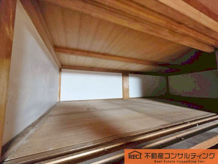 西宮市甲子園町　中古戸建の洋室