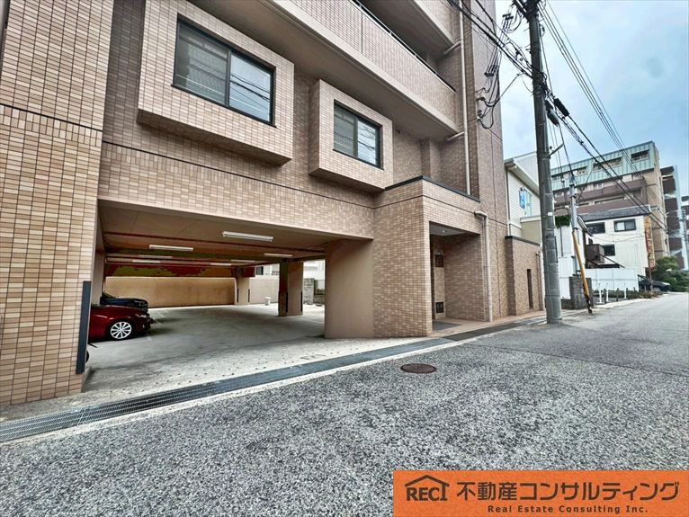 甲南セラード東灘のエントランス