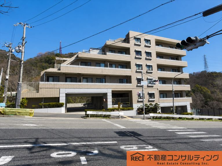 ドムール六甲山手の周辺