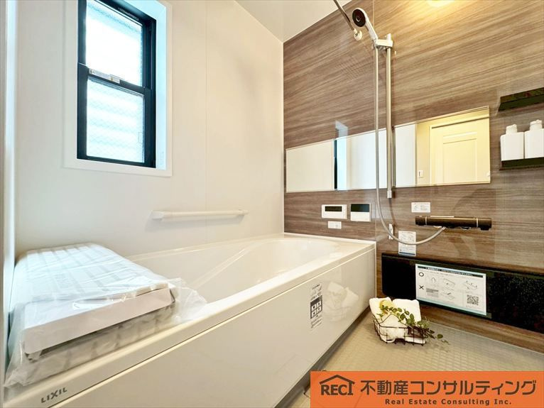 神戸市灘区灘北通５丁目　新築戸建の浴室|ミストサウナ付き浴室乾燥機もあります♪