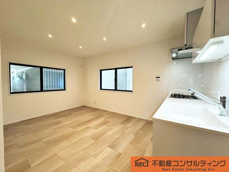 神戸市灘区城の下通3丁目　中古戸建の内装