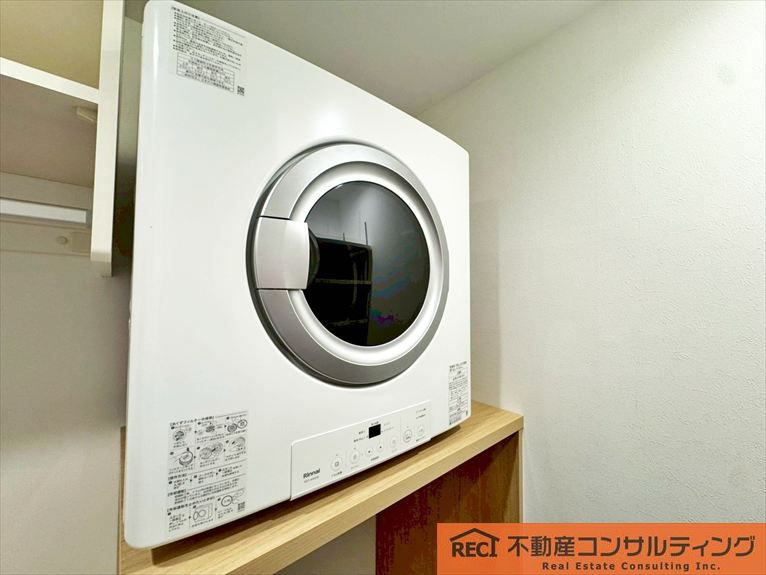 神戸市灘区城の下通3丁目　中古戸建の独立洗面台