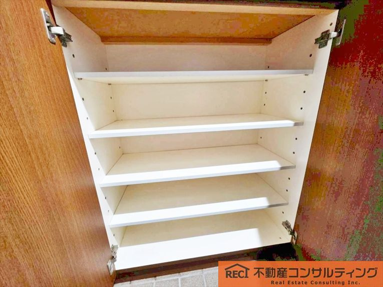 ステイツ神戸青谷・城の下通の玄関