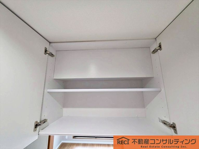 ステイツ神戸青谷・城の下通の収納