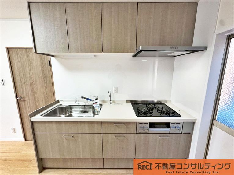 神戸市灘区岩屋中町1丁目　中古戸建のキッチン