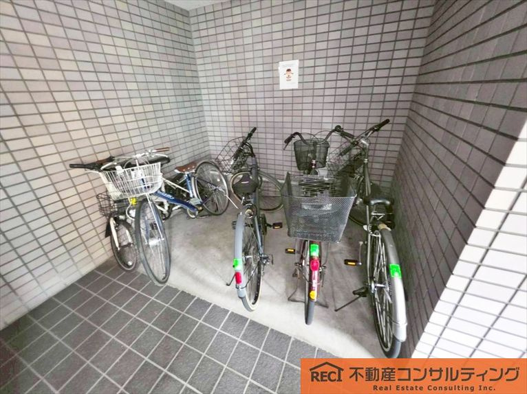 ヒューマンズ甲子園口の駐輪場