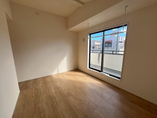 北中城村美崎新築戸建て 限定1棟の洋室|同施工会社の別物件画像です。参考としてご覧ください。