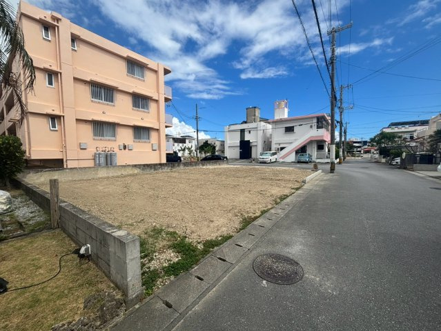 北中城村美崎新築戸建て 限定1棟の前面道路含む現地写真|前面道路含む現地写真です