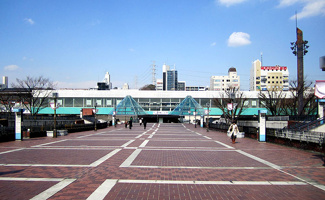 【周辺】 | ヴェレーナ多摩センター | 『多摩センター』駅まで徒歩１４分　商業施設充実！お買い物やイベントなど楽しめます！