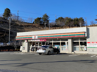 【周辺】 | ヴェレーナ多摩センター | セブンイレブン多摩山王下１丁目店まで徒歩１０分