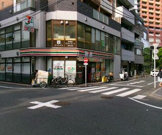ドミー池袋の周辺
