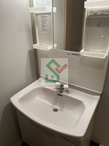 田無町7丁目マンションの独立洗面台