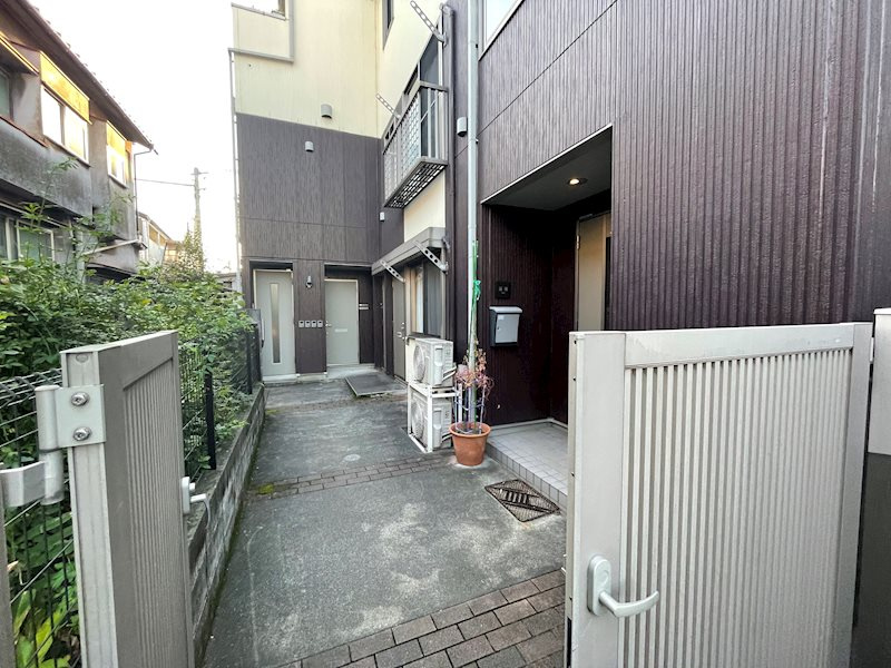 ウィステラス渋谷本町 のロビー
