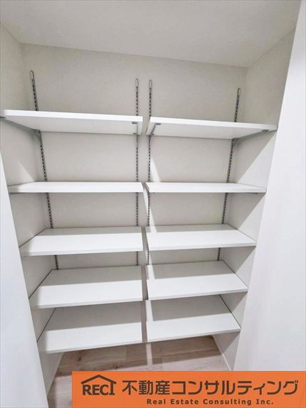 ドルミ灘B棟の収納