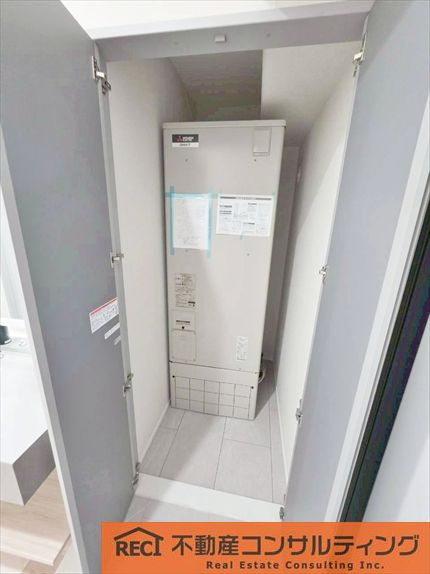 ドルミ灘B棟の玄関