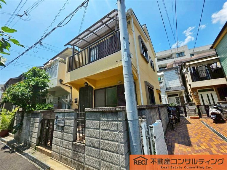 神戸市東灘区田中町4丁目　中古戸建のエントランス