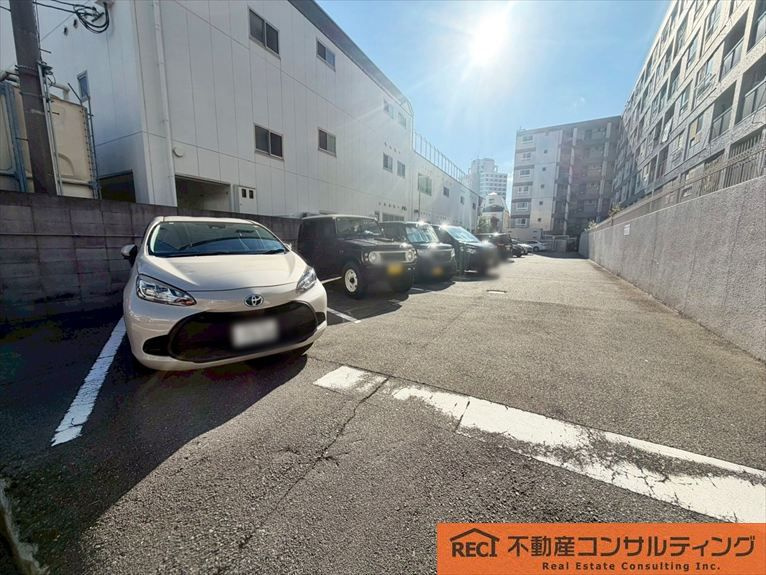 甲子園第6コーポラスの駐車場