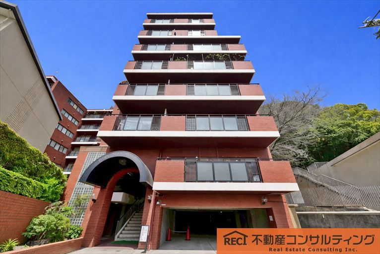 フローラハイツ岡本の外観