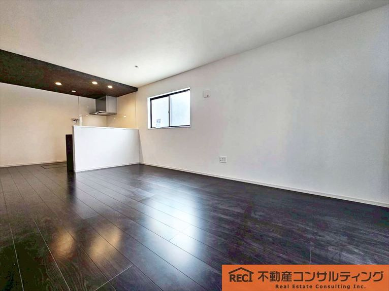 西宮市浜甲子園1丁目　新築戸建　1号棟の内装